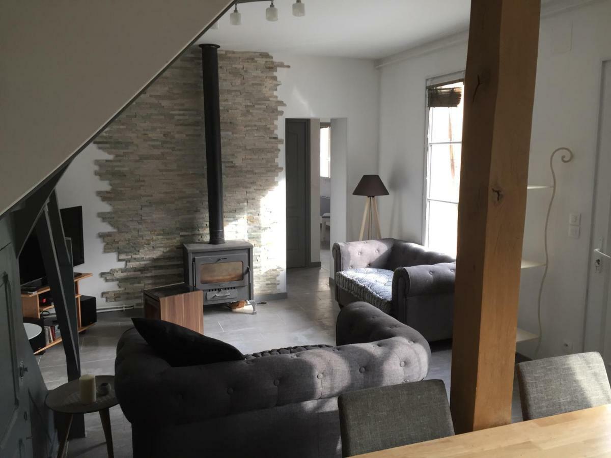 Mansard De Vallet Campagnard Blere Exterior photo
